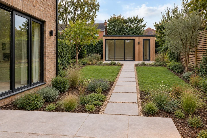 Garden office courtyard connection: Planting