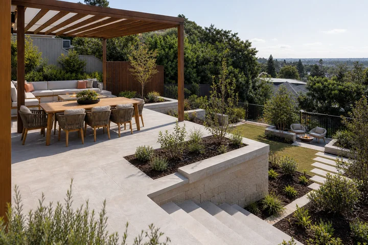 Sloped terrace backyard: Planting